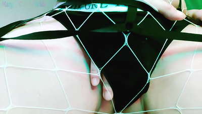 Punapea seletab, kuidas oma riista välja tõmmata ja näitab oma tussu - Dirty Words