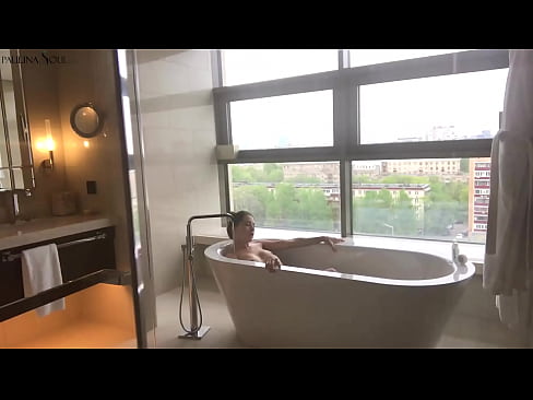 ❤️ Hiiglaslik beib kirglikult oma tussu riivimas vannitoas Porno at us et.makesexnotwar.ru ❌️❤